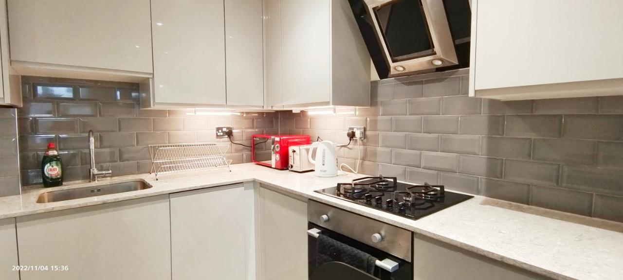 First Floor Flat 1 Northwood Apartamento Londres Exterior foto