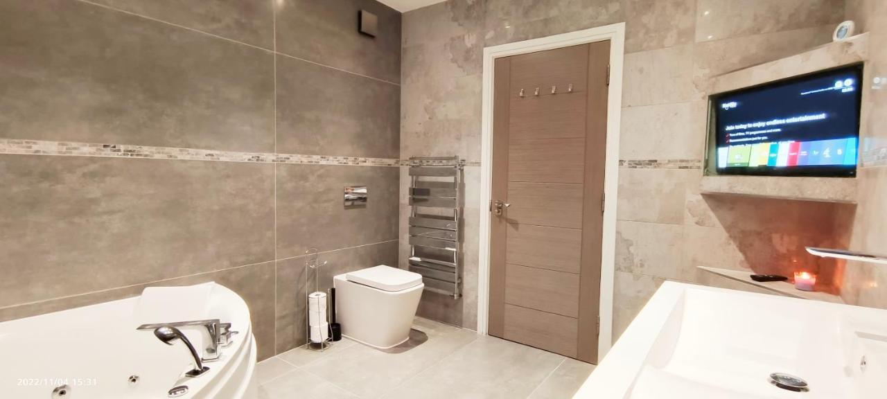 First Floor Flat 1 Northwood Apartamento Londres Exterior foto